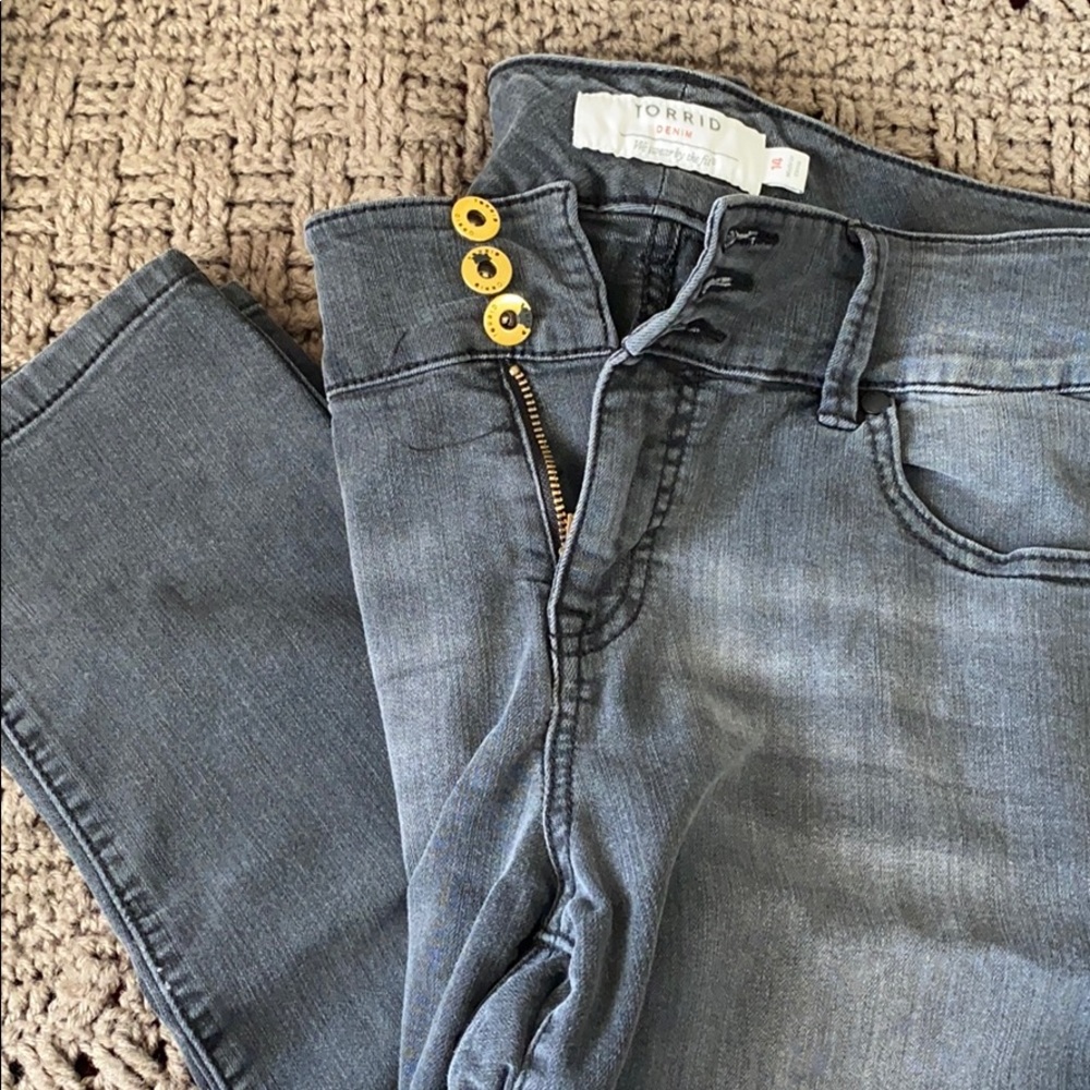 Black jeggings